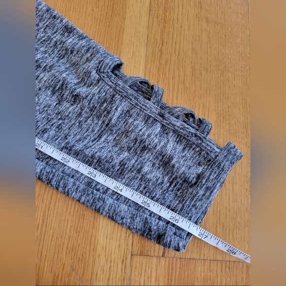 Bundle of size large clothes - Picture 12 of 13